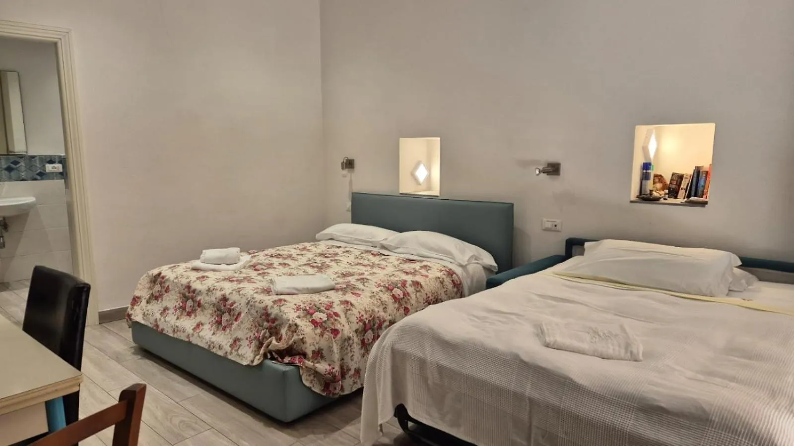 Casa Isabella De Luxe Studio 몬테로소 알 마레 0*,  이탈리아